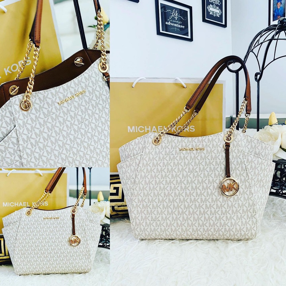 MK purse